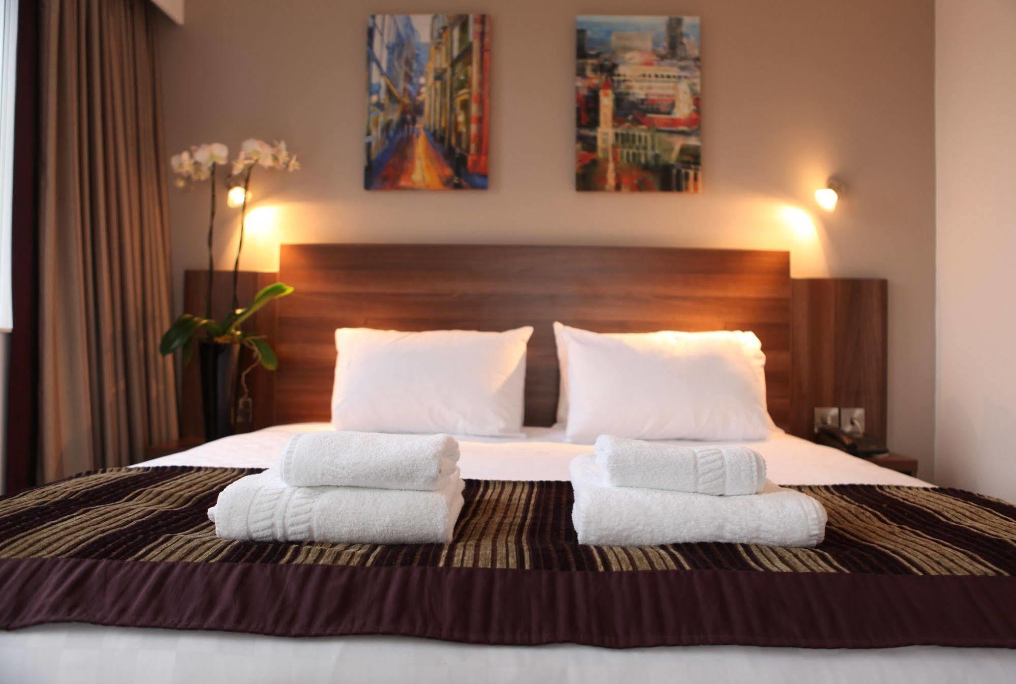 Jurys 4* Edinburgh